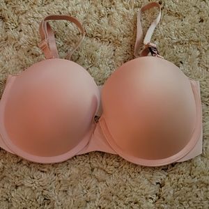 34D Victoria Secret pink/nude bra